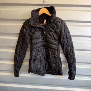 Lululemon Down For A Run Pullover Puffer Jacket